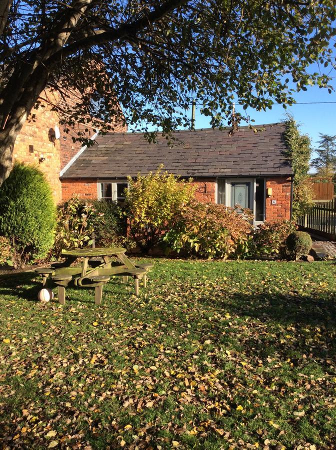 The Barn Bed And Breakfast Hale  Extérieur photo