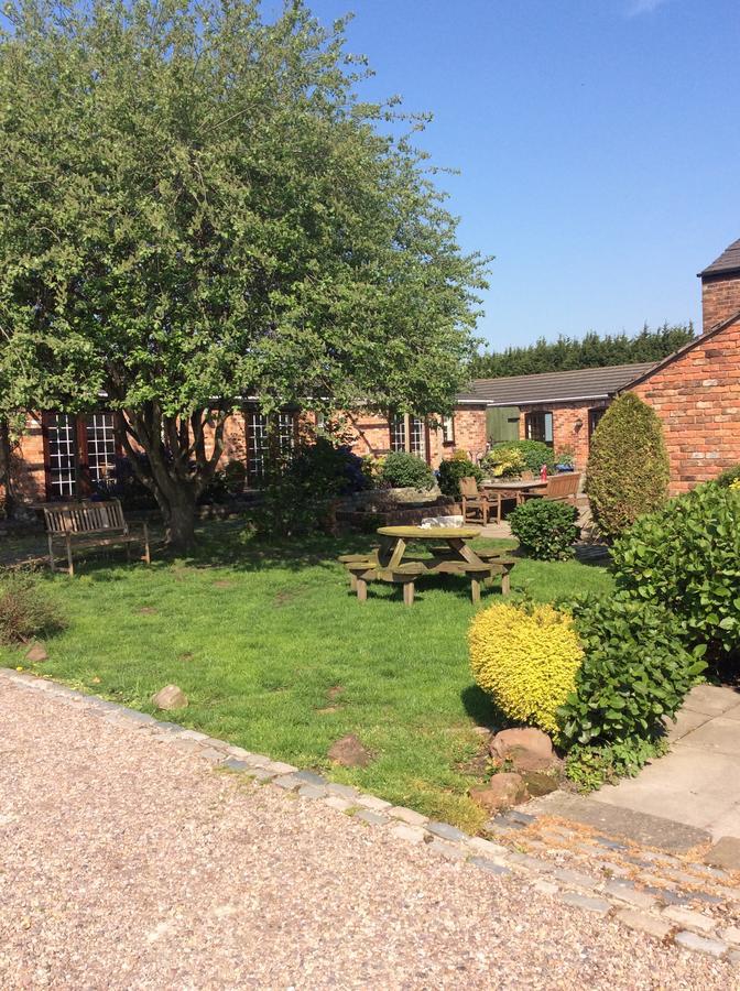 The Barn Bed And Breakfast Hale  Extérieur photo