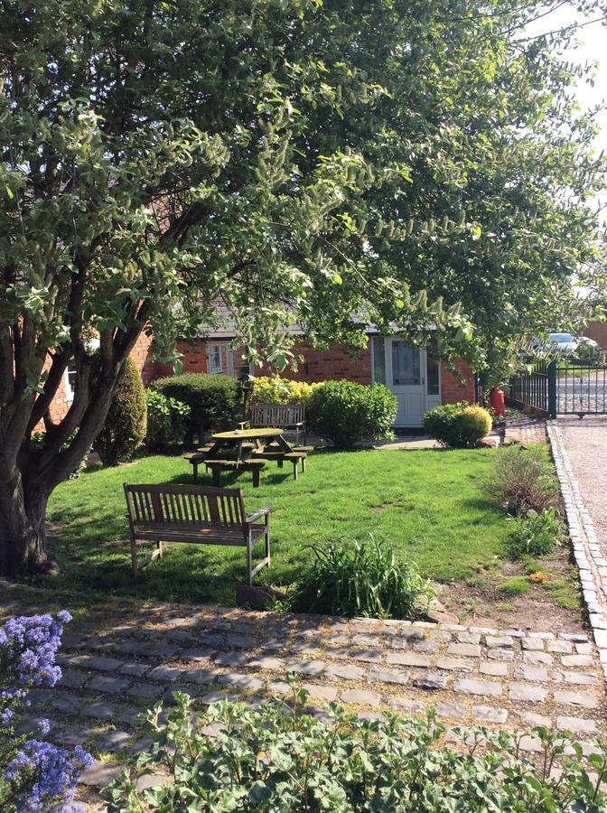 The Barn Bed And Breakfast Hale  Extérieur photo