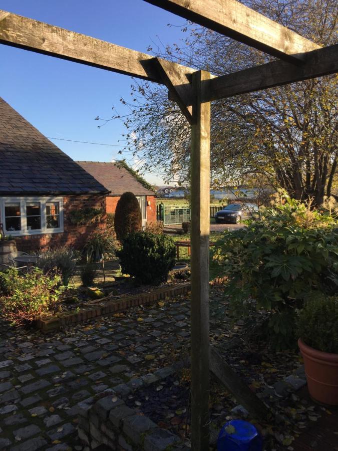 The Barn Bed And Breakfast Hale  Extérieur photo